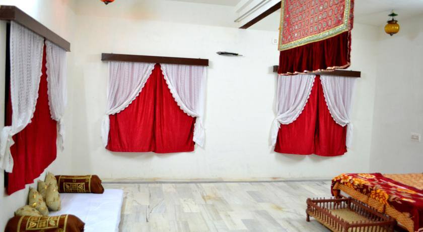Country Retreat, Ranakpur 2